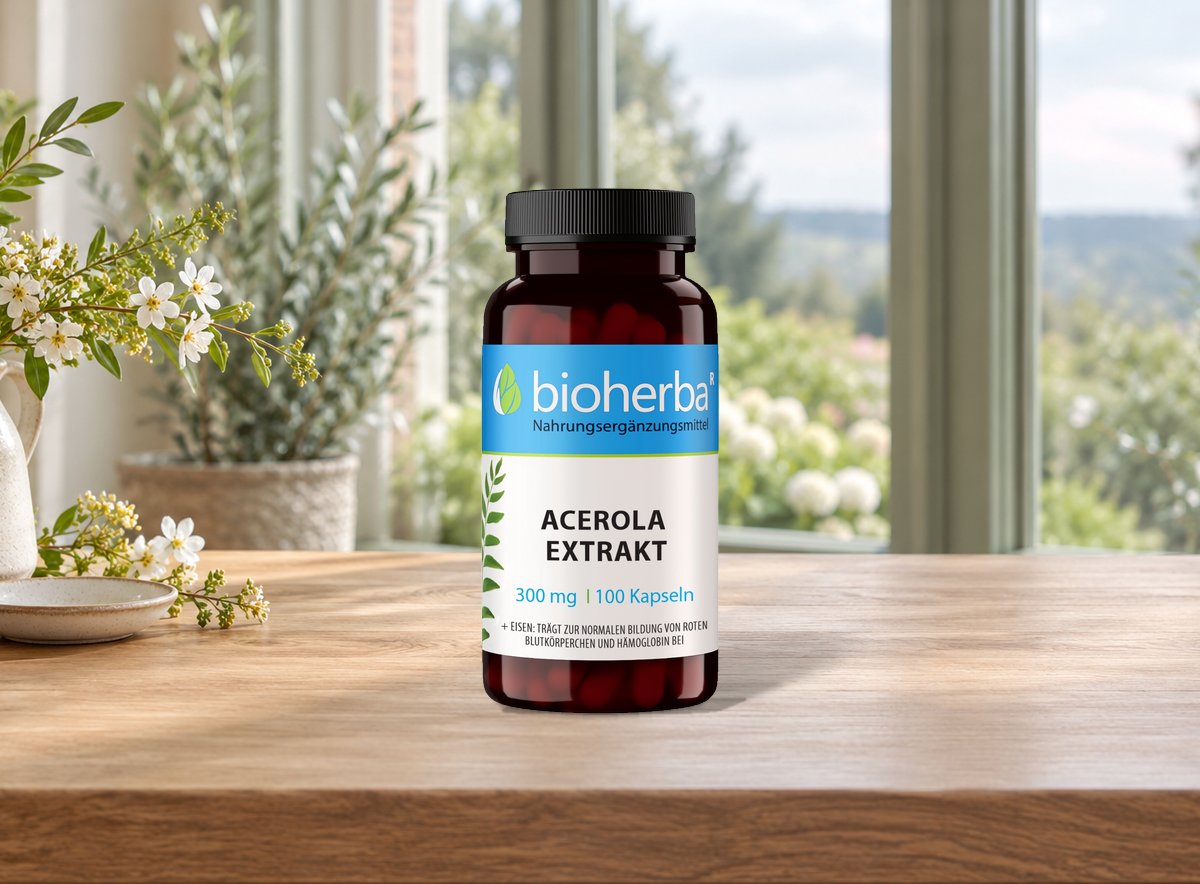 Acerola Extrakt &ndash; Produktflasche in einer Szene ohne Menschen